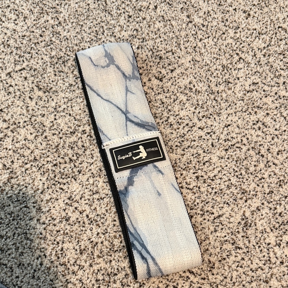 Suzie B Fitness Marble Print Resistance Band - Light Gray & Black Light Medium